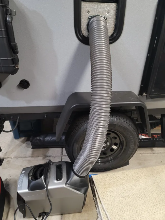 ECOFLOW Wave 2 & 3 Wall Plate Mount for 6" Exhaust or 5in Hoses/Ducts. - Image 10