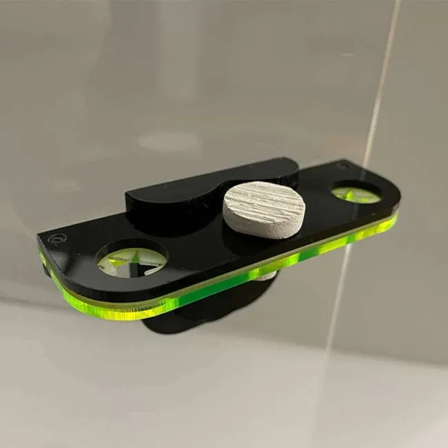 Neon Locking Acrylic Magnetic Frag Racks - Image 11